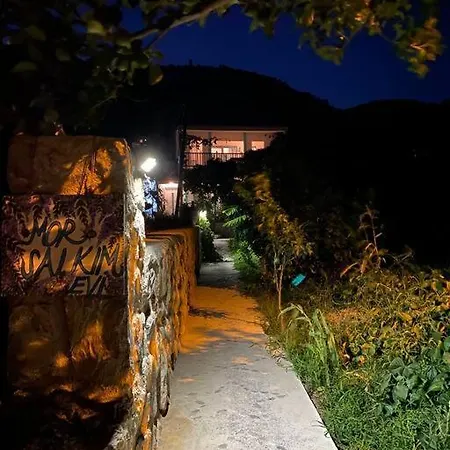 Дом отдыха Butik Mor Salkim Evleri