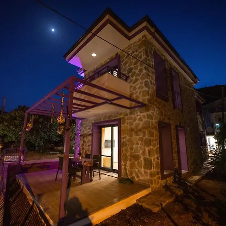 Butik Mor Salkim Evleri Дом отдыха *